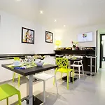 Flats 4* Sorrento