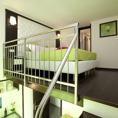 索伦托费拉特斯酒店 4* 索伦托