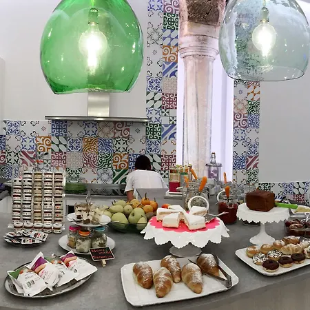 Flats מלון דירות 4*