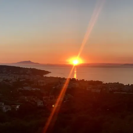 索伦托费拉特斯酒店 公寓式酒店