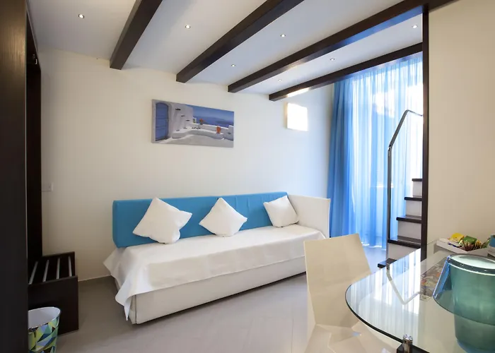 Flats Aparthotel 4*