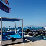 Flats Sorrento